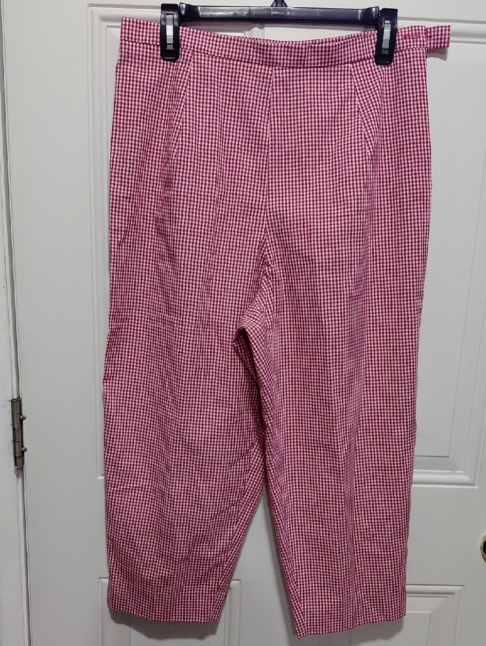 Red And White Gingham Capri Pants
